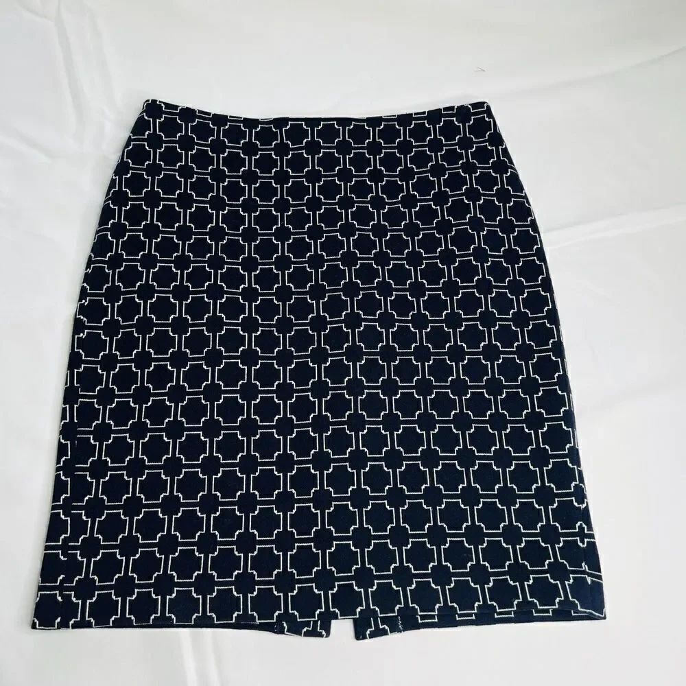 Talbots 6P Straight Pencil Skirt Geometric Print Dark Navy Blue White NICE 0775